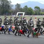 नेपाली सेनाका तालिम प्राप्त सैनिक कुकुरहरु