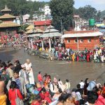 बुबाको मुख हेर्ने दिन : पशुपति र गोकर्णेश्वरमा भक्तजनको भीड (फोटोफिचर)