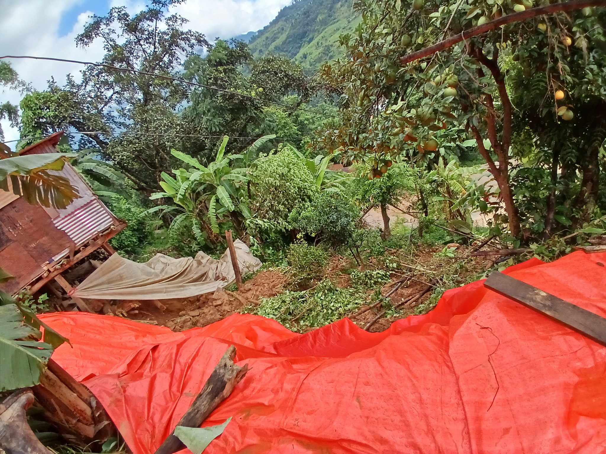 बडिगाड पहिरो: तीन बालबालिका अझै बेपत्ता