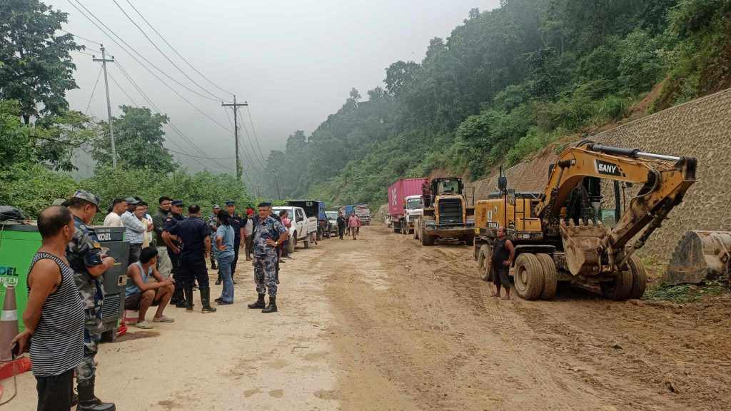 बाढीपहिरो बाट अहिलेसम्म २३९ जनाको मृत्यु, १८ बेपत्ता